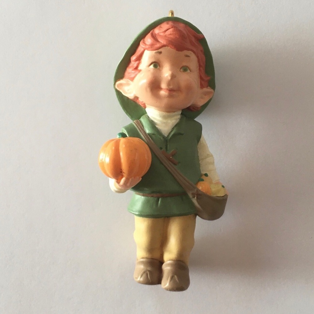 Hallmark Keepsake Ornament Harvest Joy 1994 Garden Elves Collection New